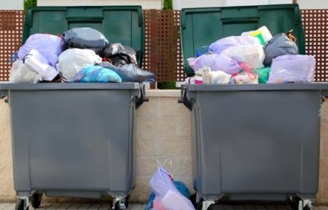 זריקת חמץ לפח ציבורי