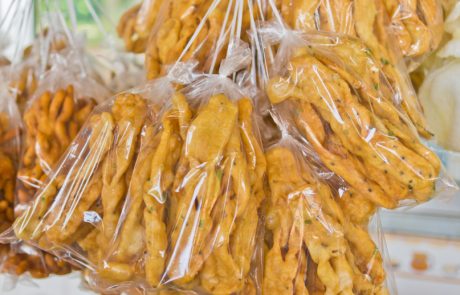 פתיחת אריזות מניילון בשבת