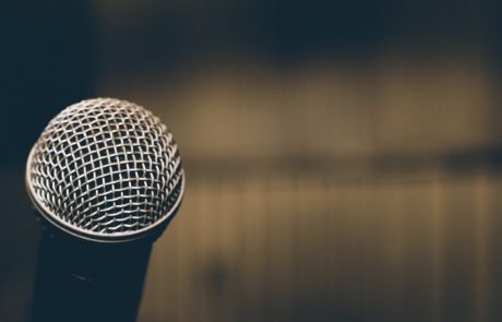 זימון והבדלה באמצעות מיקרופון