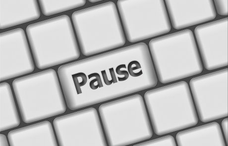 הפסק בתפילה ללא דיבור