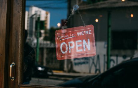 לעבוד בסופר פארם בחול המועד פסח